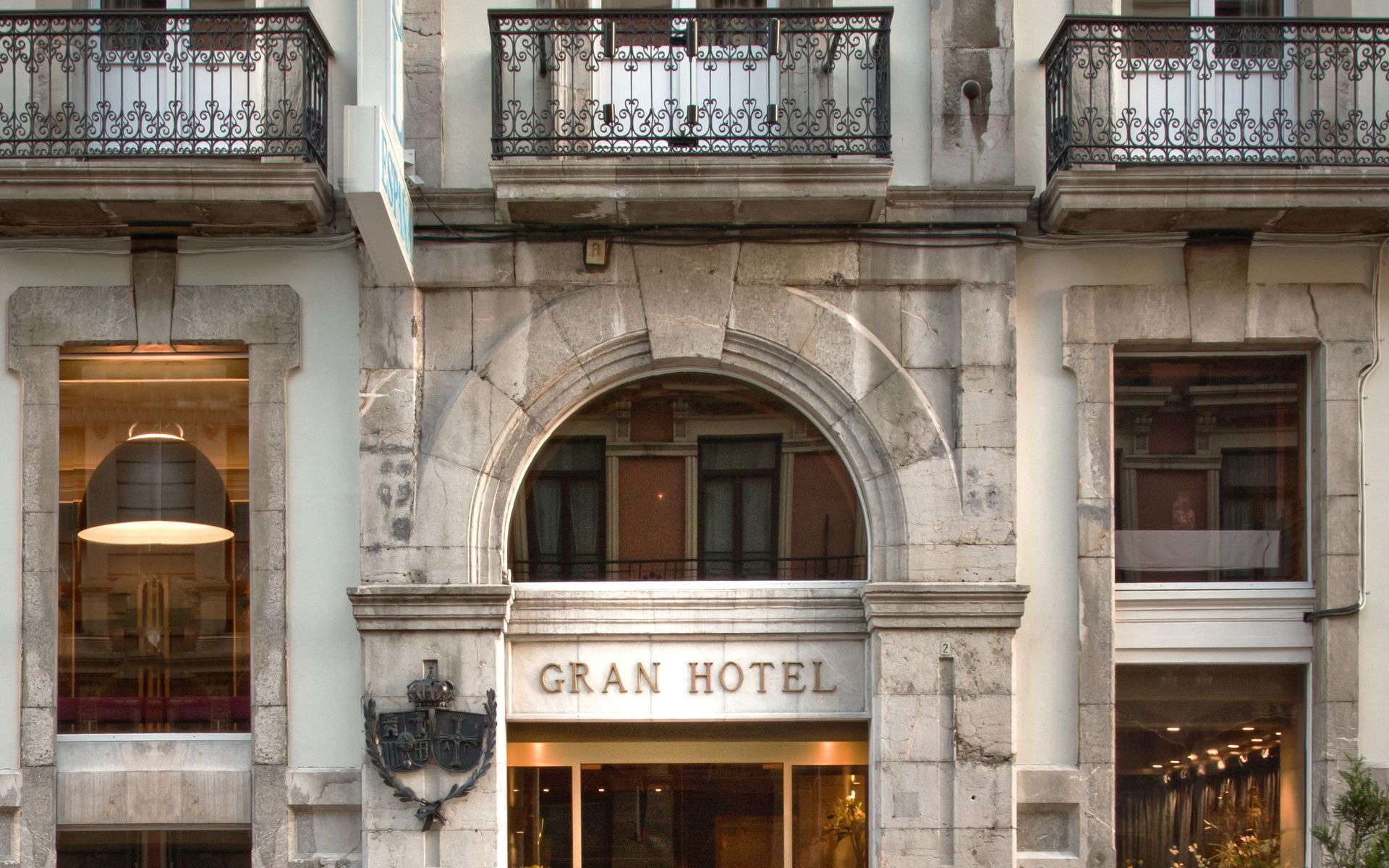 Gran Hotel Espana Oviedo Bagian luar foto