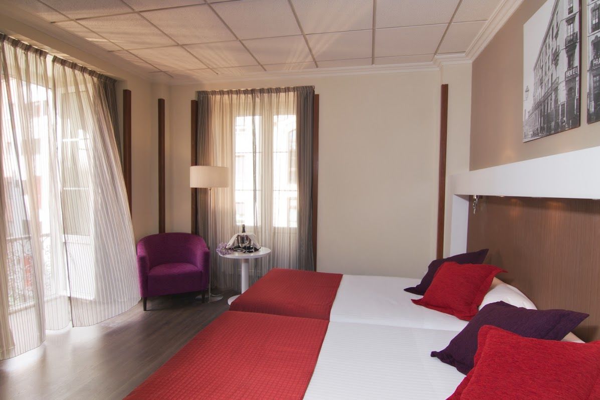 Gran Hotel Espana Oviedo Bagian luar foto