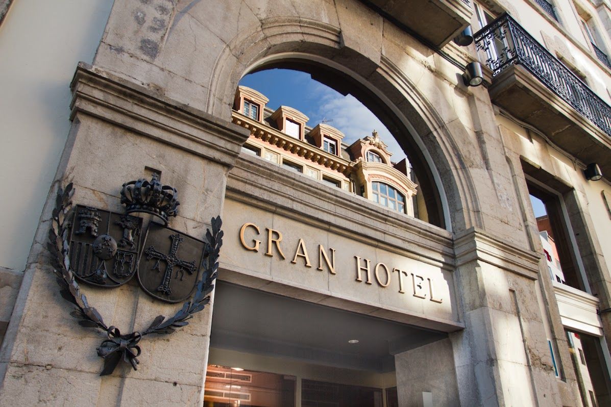 Gran Hotel Espana Oviedo Bagian luar foto