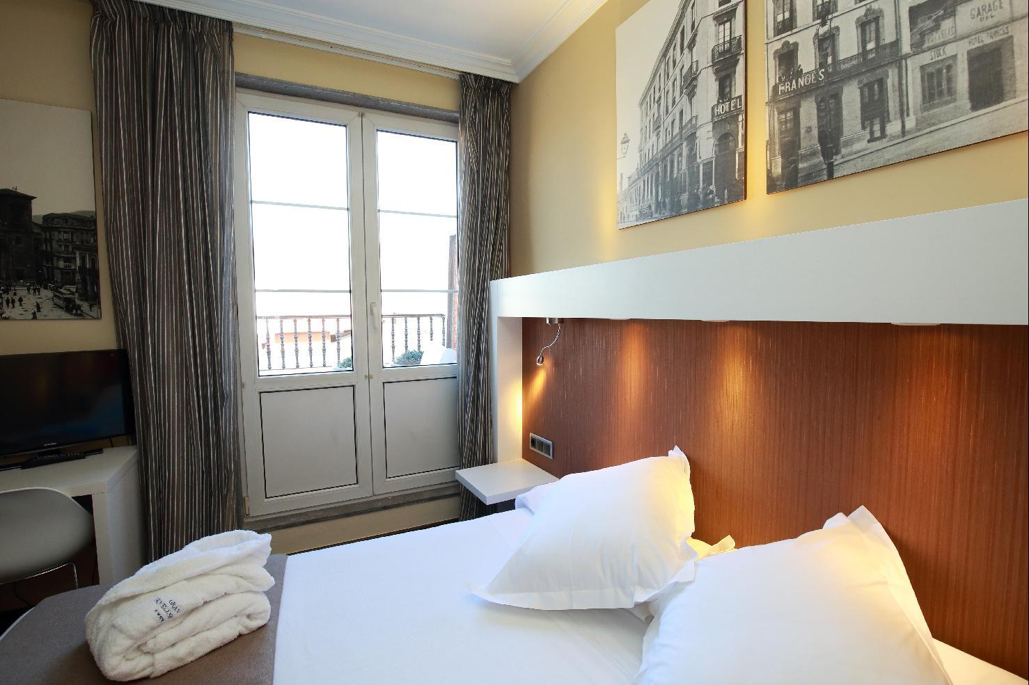 Gran Hotel Espana Oviedo Bagian luar foto